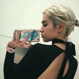 Meet your Posher, Moses mncina